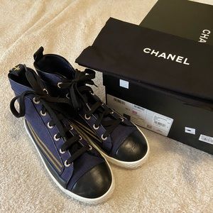 CHANEL Fabric Navy Sneakers